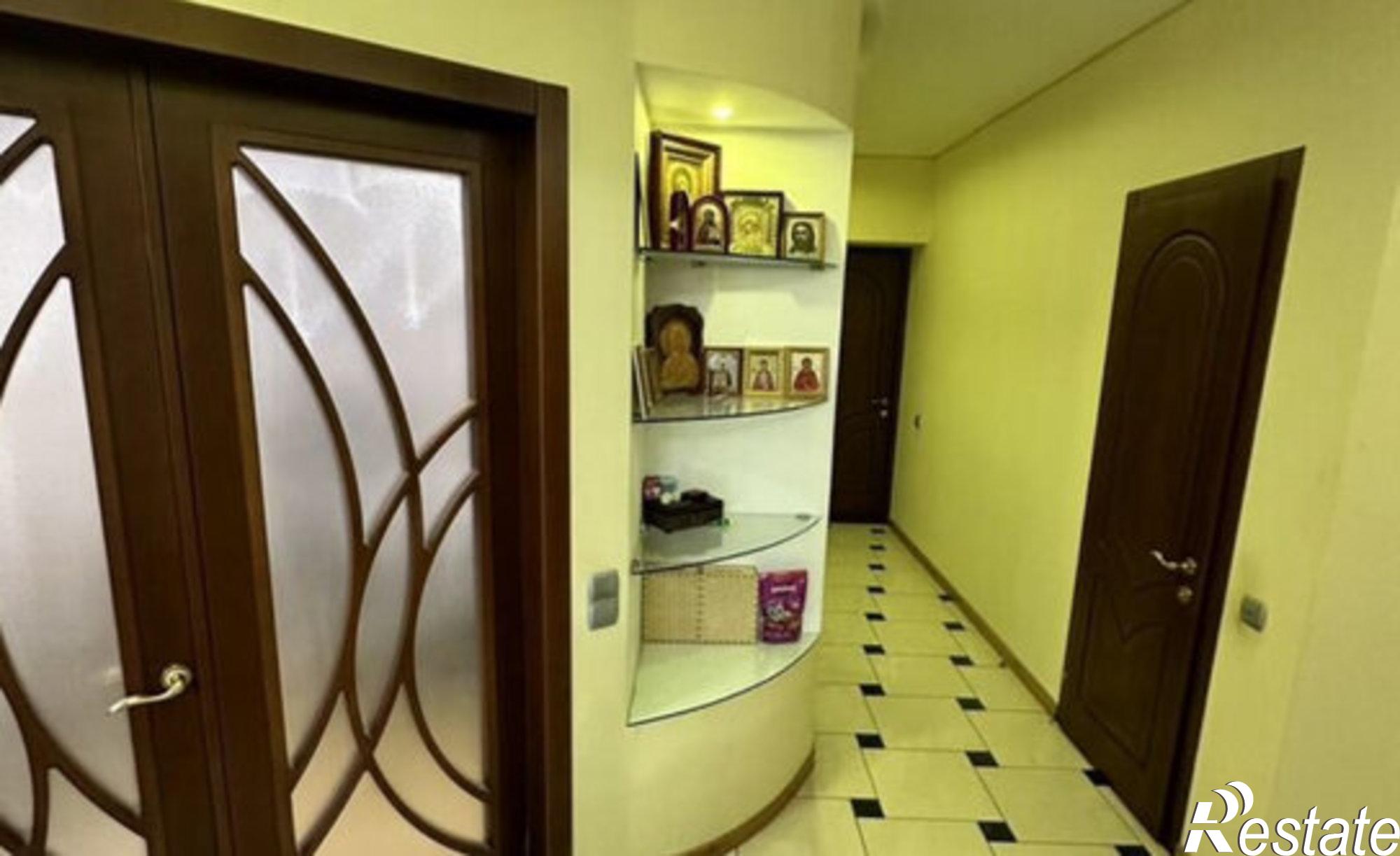 Купить квартиру за 27 000 000 рублей на улица Максима Горького, 214/101