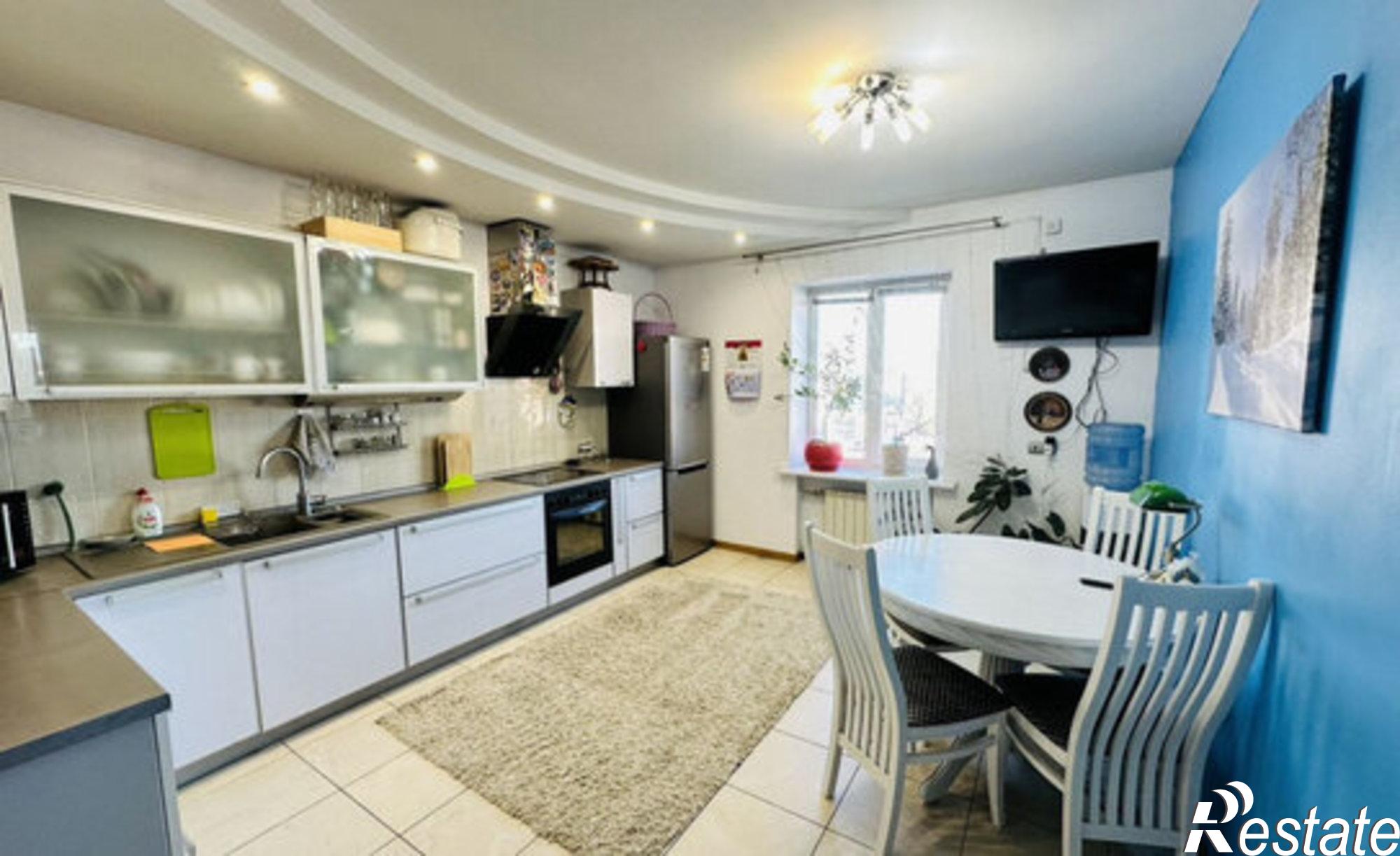 Купить квартиру за 27 000 000 рублей на улица Максима Горького, 214/101