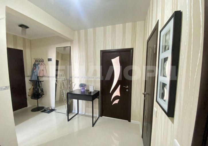 2-комн квартира улица Ерёменко, 103