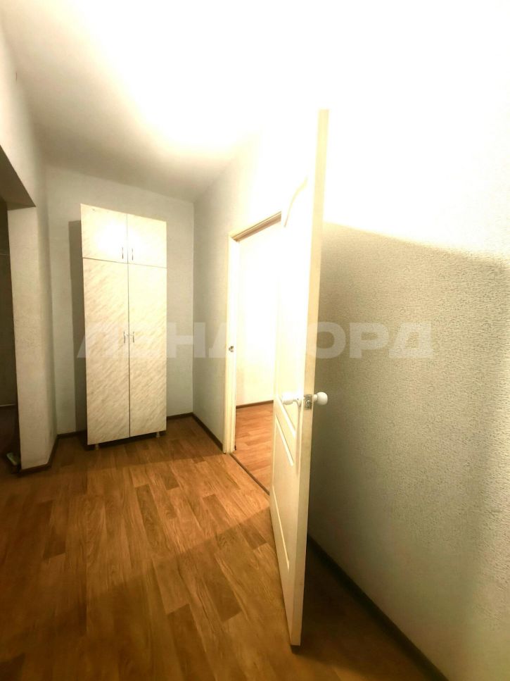 3-комн квартира улица Петренко, 28