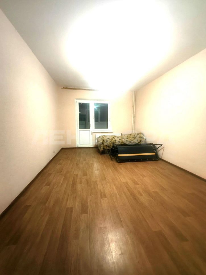 3-комн квартира улица Петренко, 28