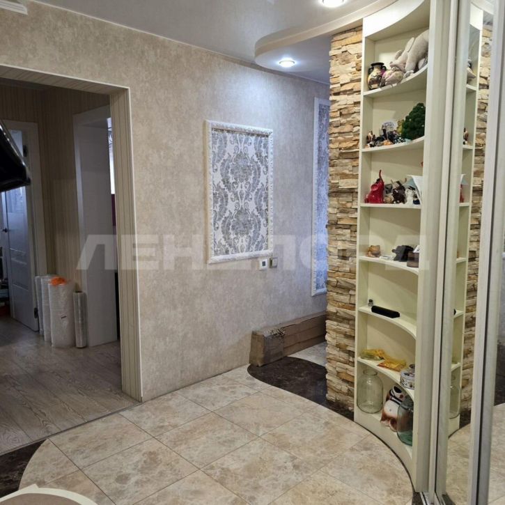 2-комн квартира улица Платона Кляты, 1