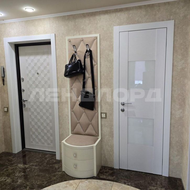 2-комн квартира улица Платона Кляты, 1