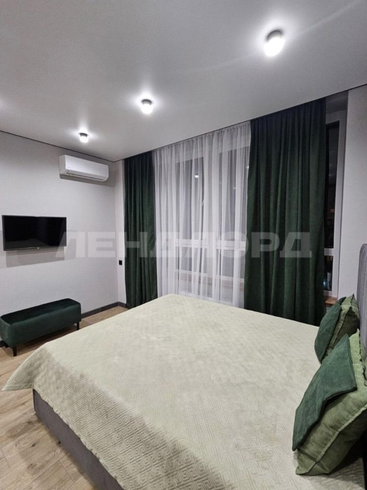 Студия Ворошиловский проспект, 82/4