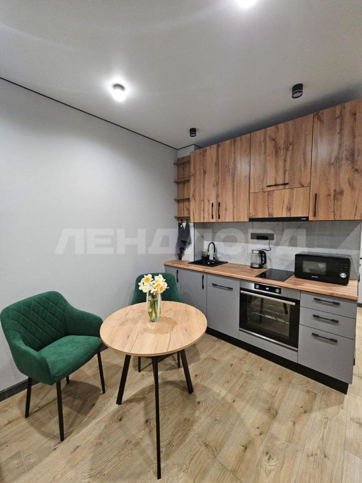 Студия Ворошиловский проспект, 82/4