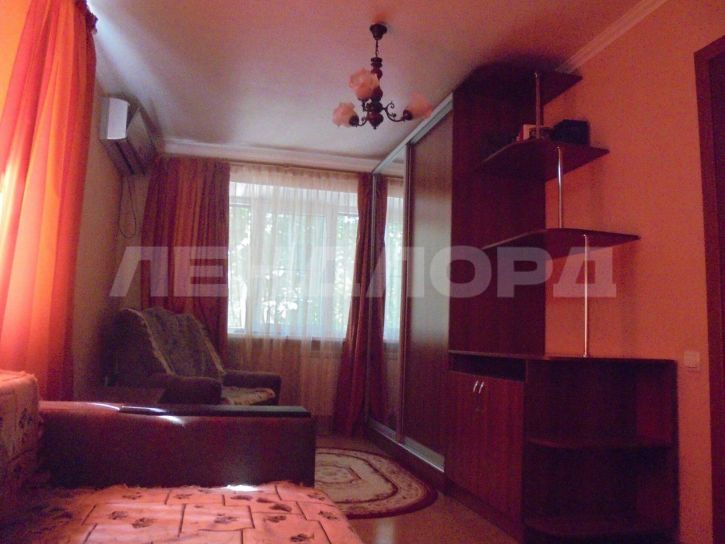 1-комн квартира улица 23-я Линия, 12/10