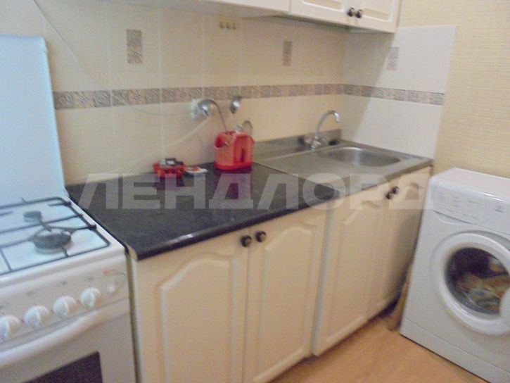 1-комн квартира улица 23-я Линия, 12/10