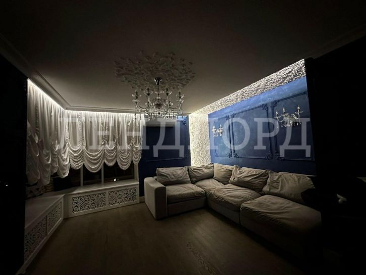 4-комн квартира Гвардейский переулок, 13