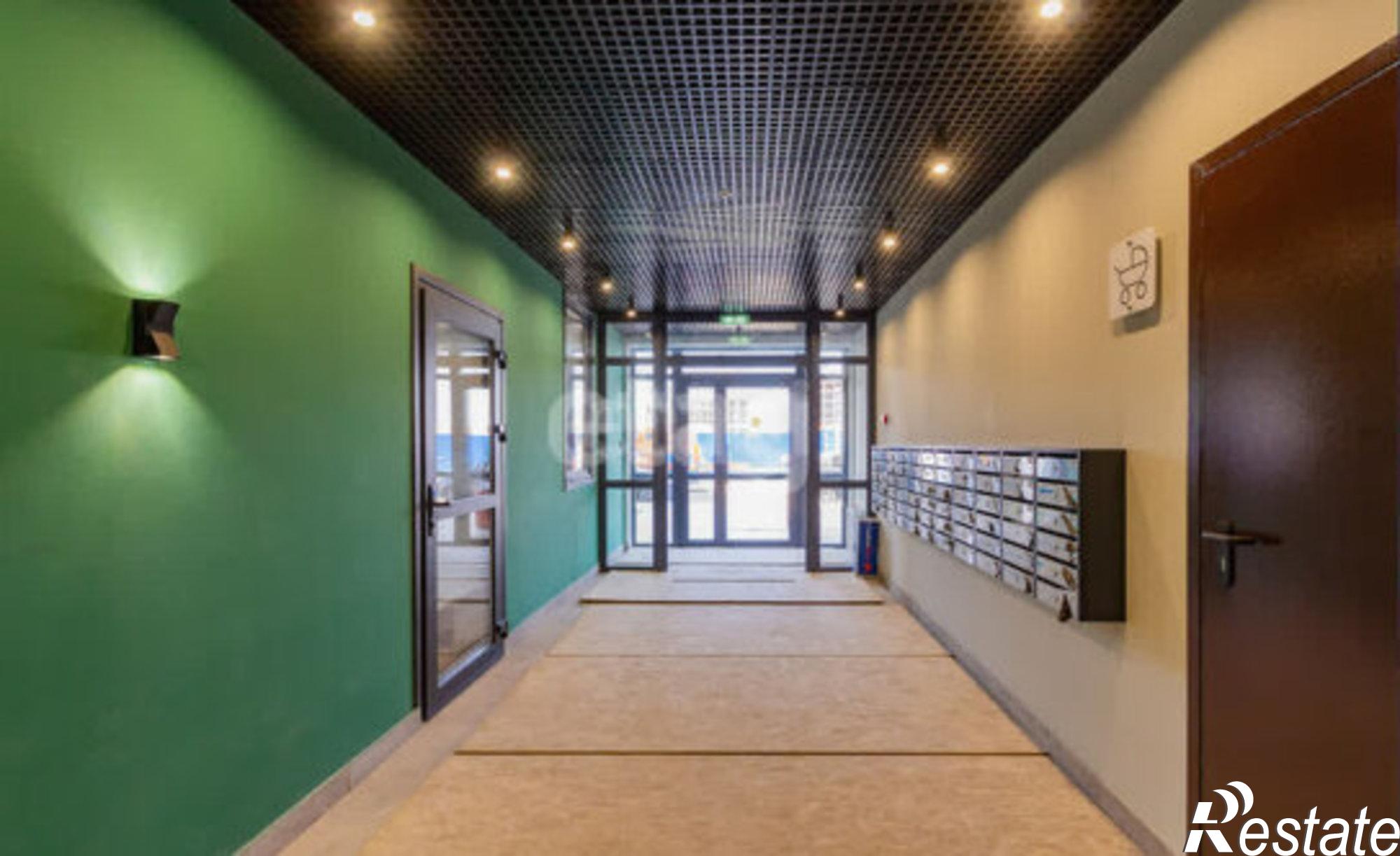 Купить квартиру за 9 350 000 рублей на Бугский пер, 56