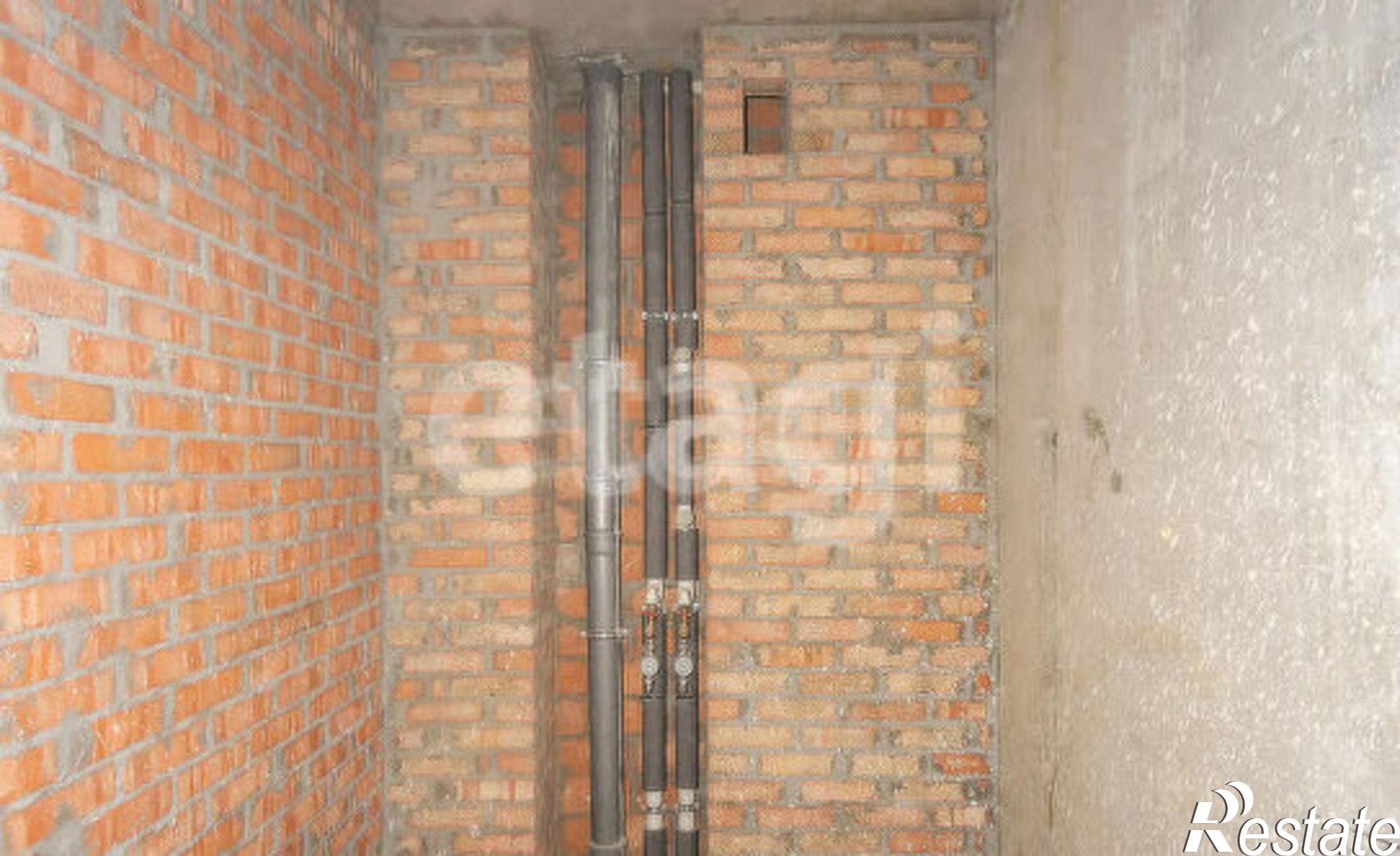 Купить квартиру за 9 350 000 рублей на Бугский пер, 56