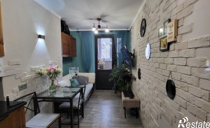 2-комн квартира бульвар Комарова, 18/3 с2,  д. 18/3 с2