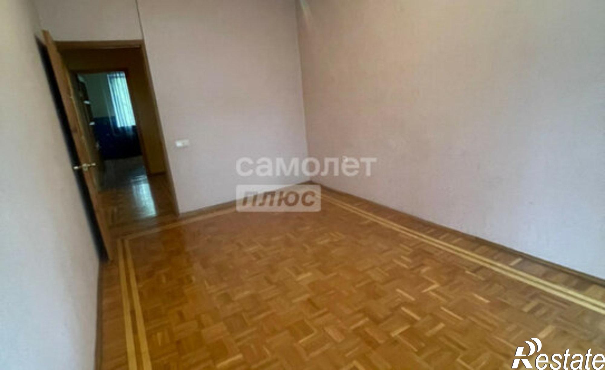 Купить квартиру за 9 800 000 рублей на улица Ерёменко, 66/6