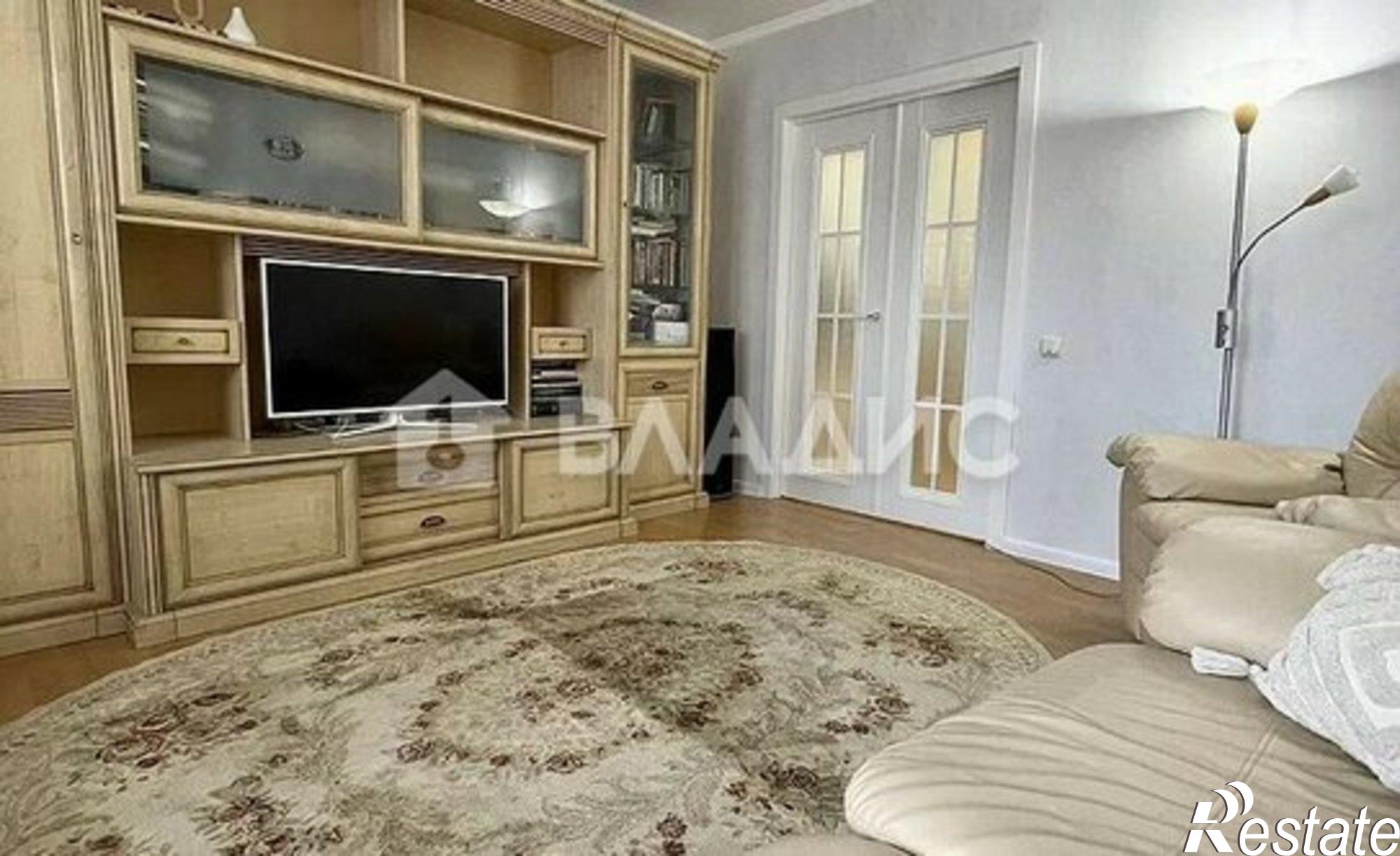 Купить квартиру за 7 800 000 рублей на ул Жмайлова, 17 1