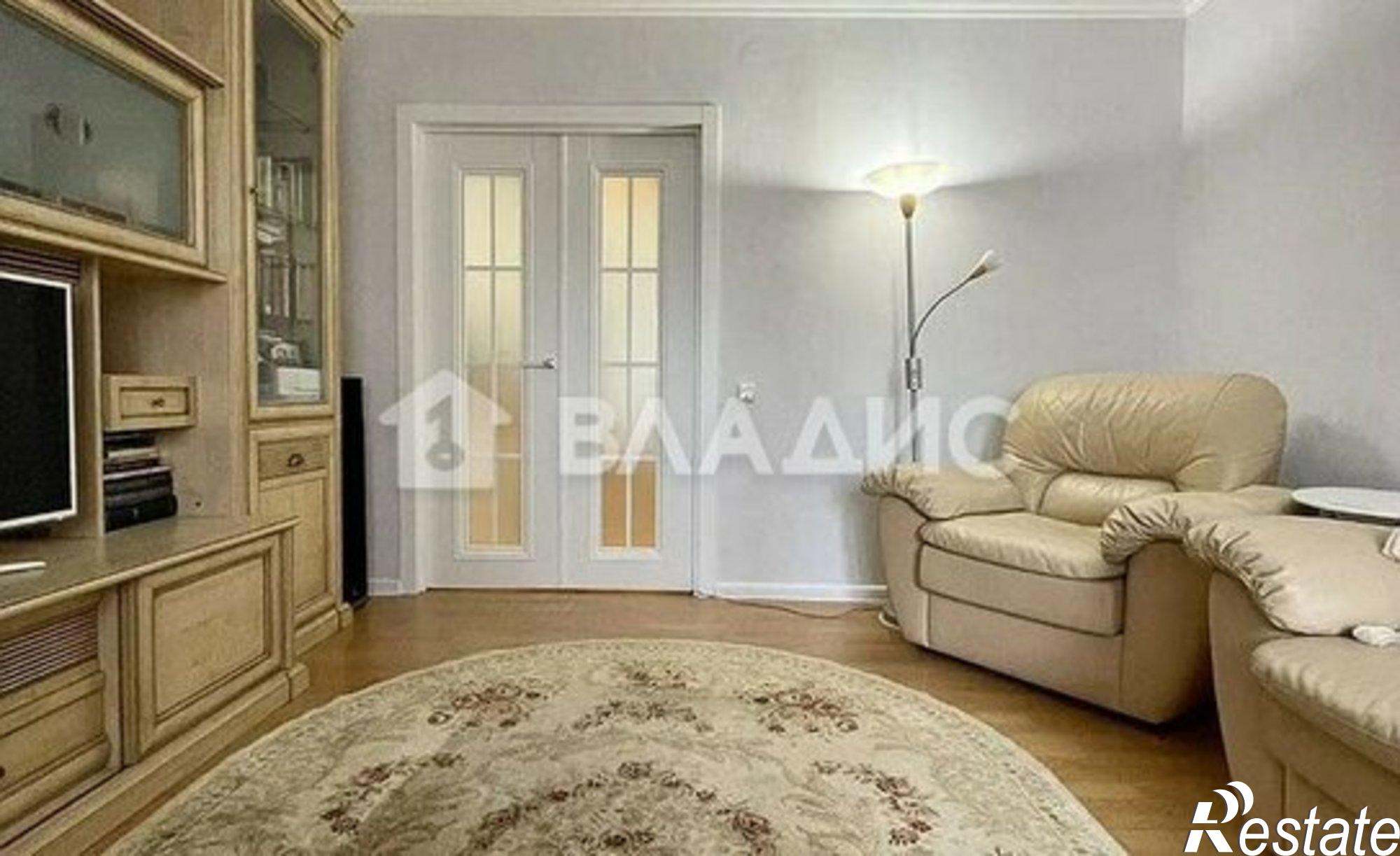 Купить квартиру за 7 800 000 рублей на ул Жмайлова, 17 1