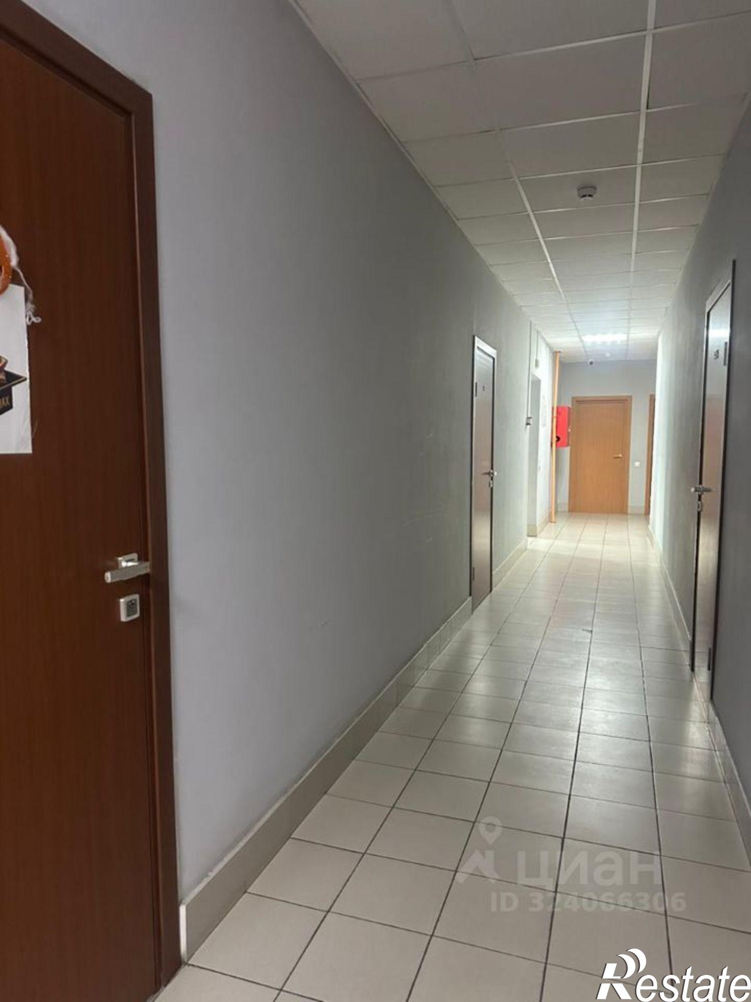 Купить офис, помещение под офис за 300 002 000 рублей на ул Темерницкая, 44