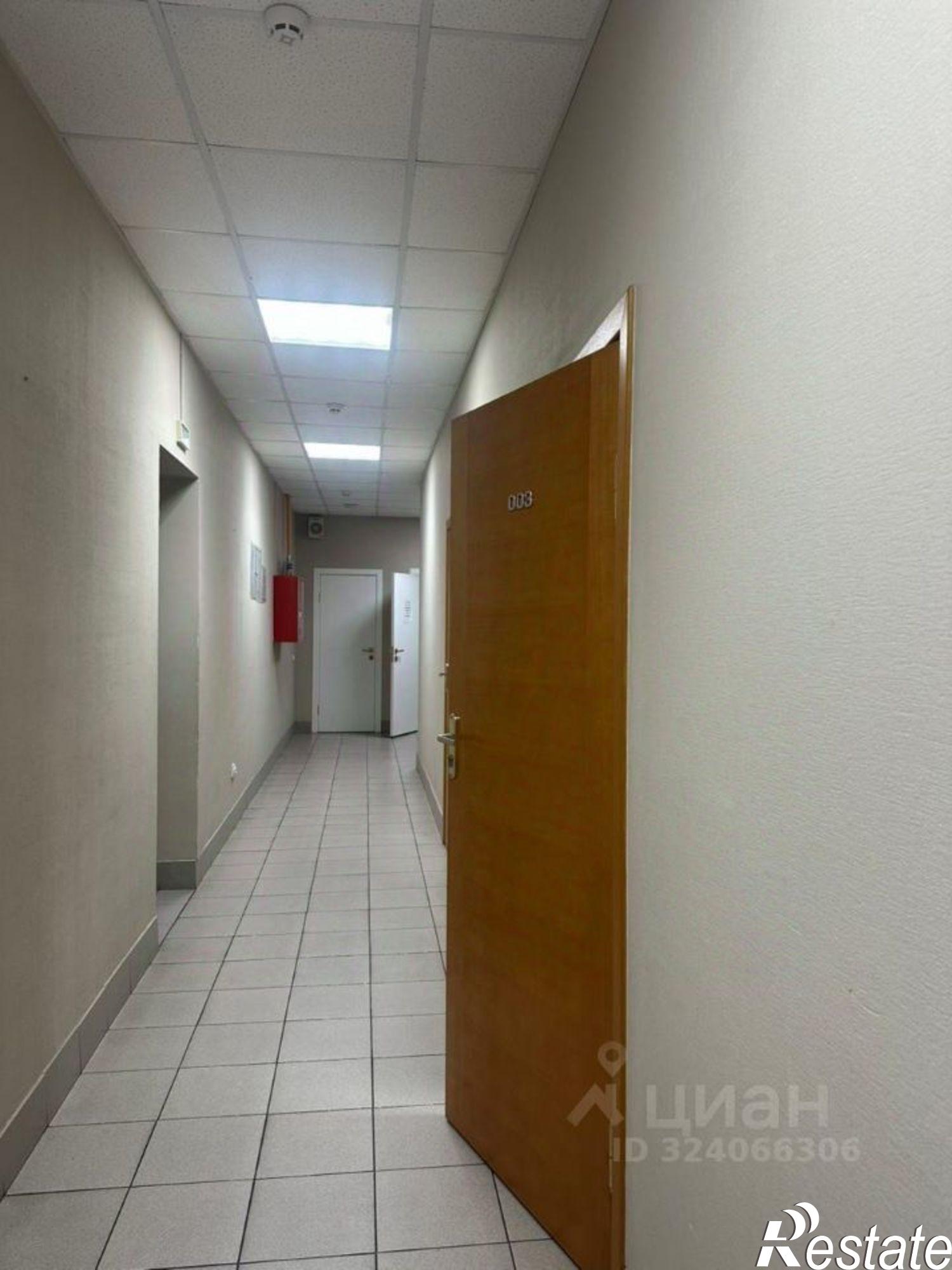 Купить офис, помещение под офис за 300 002 000 рублей на ул Темерницкая, 44