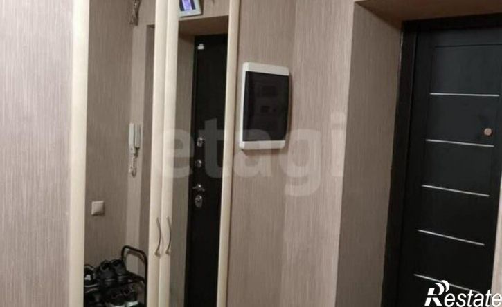 3-комн квартира улица Юфимцева, 8,  д. 8