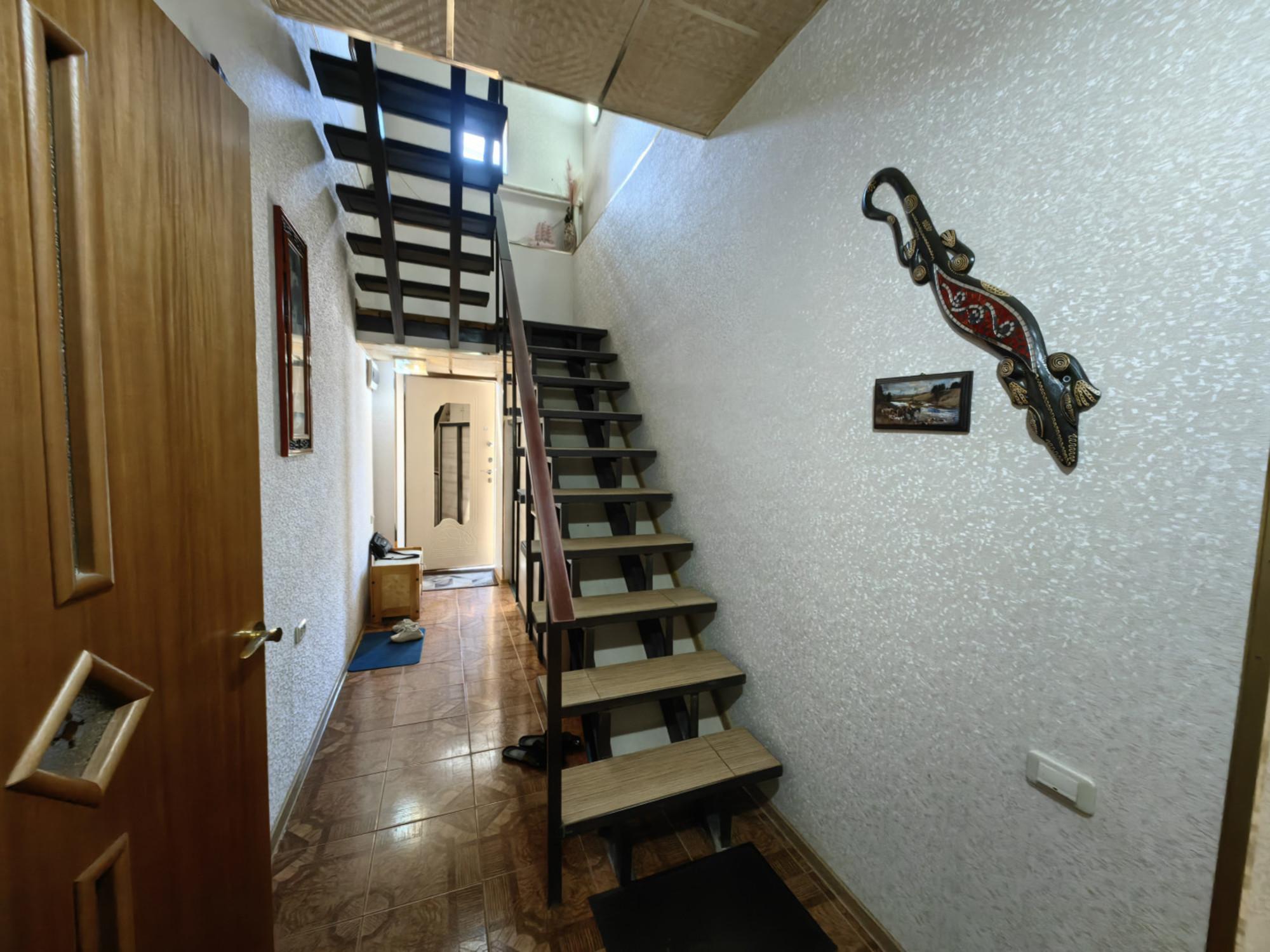 Купить дачу, дом, коттедж за 17 500 000 рублей на 36-я линия ул., 2/38