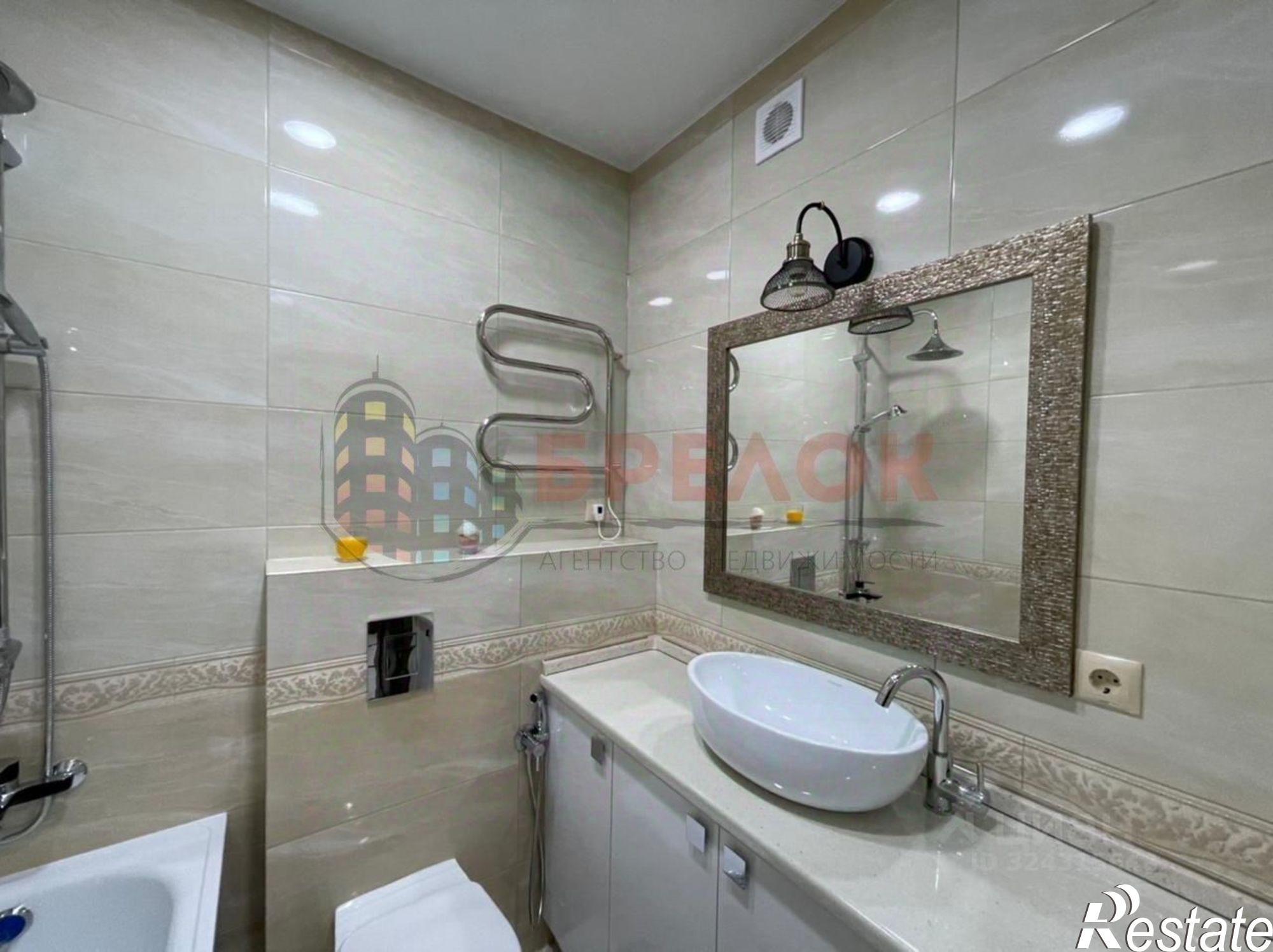 Купить квартиру за 6 100 000 рублей на Гарнизонный переулок, 1А