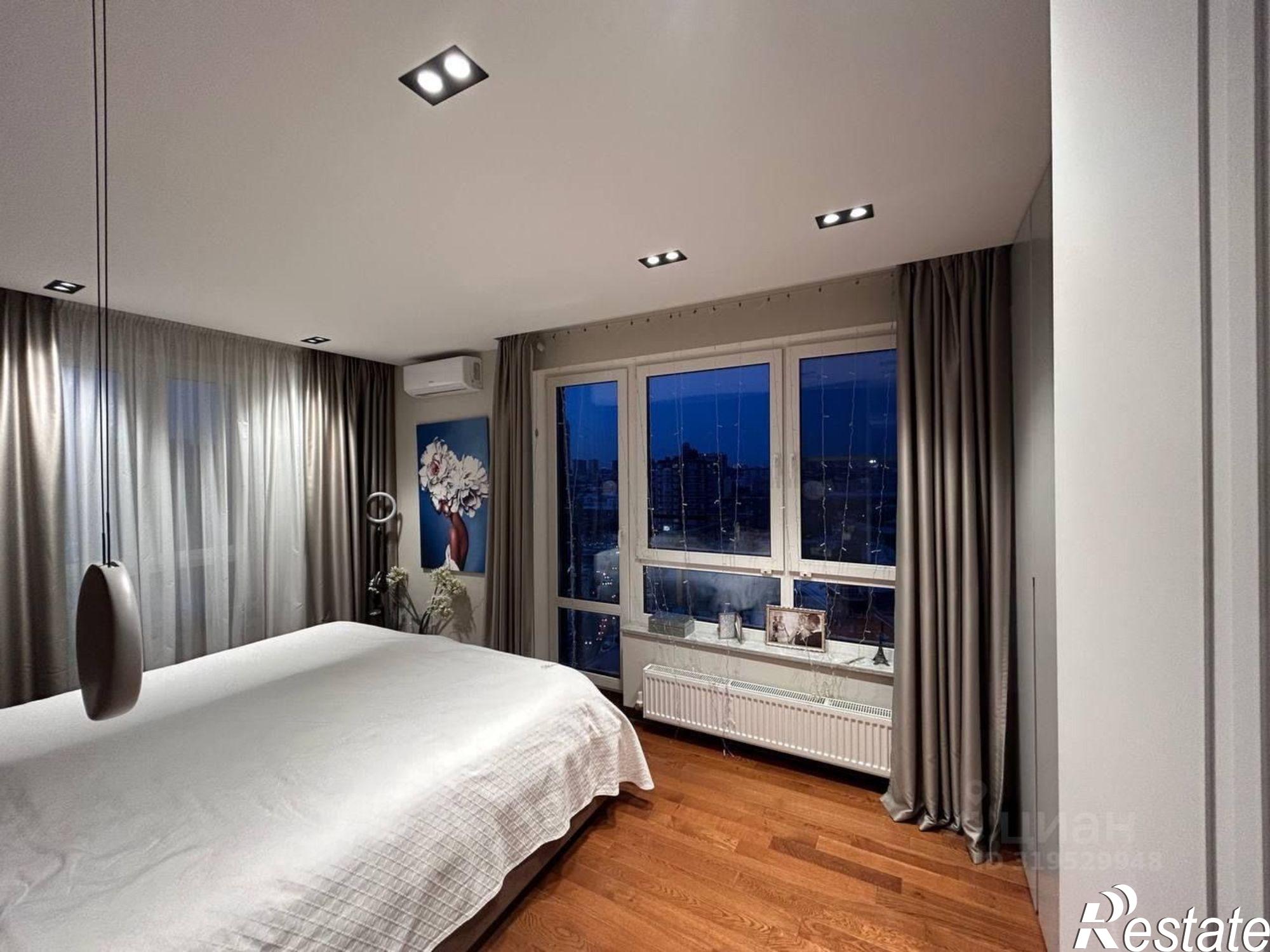 Купить квартиру за 18 000 000 рублей на Доломановский переулок, 19