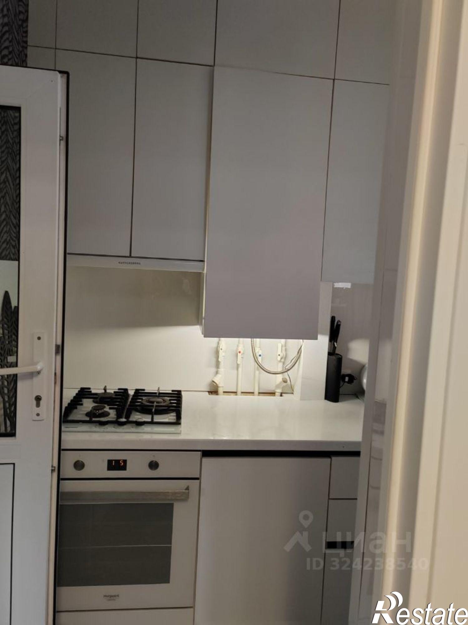 Сдать квартиру за 47 000 рублей на 14-я линия, 13