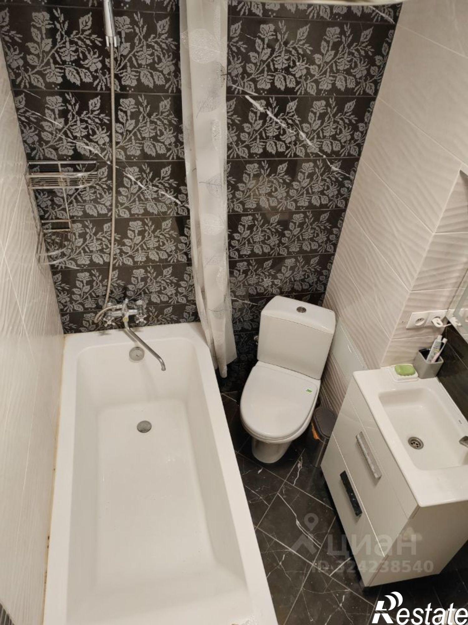 Сдать квартиру за 47 000 рублей на 14-я линия, 13