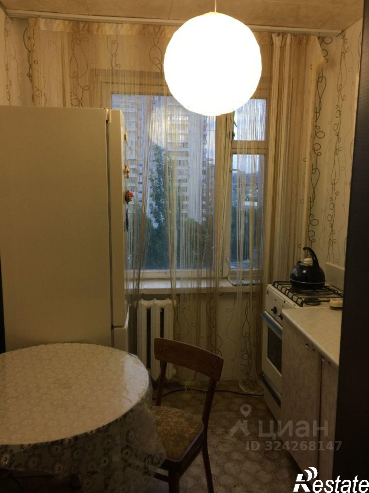 Купить квартиру за 325 000 рублей на проспект Космонавтов, 10