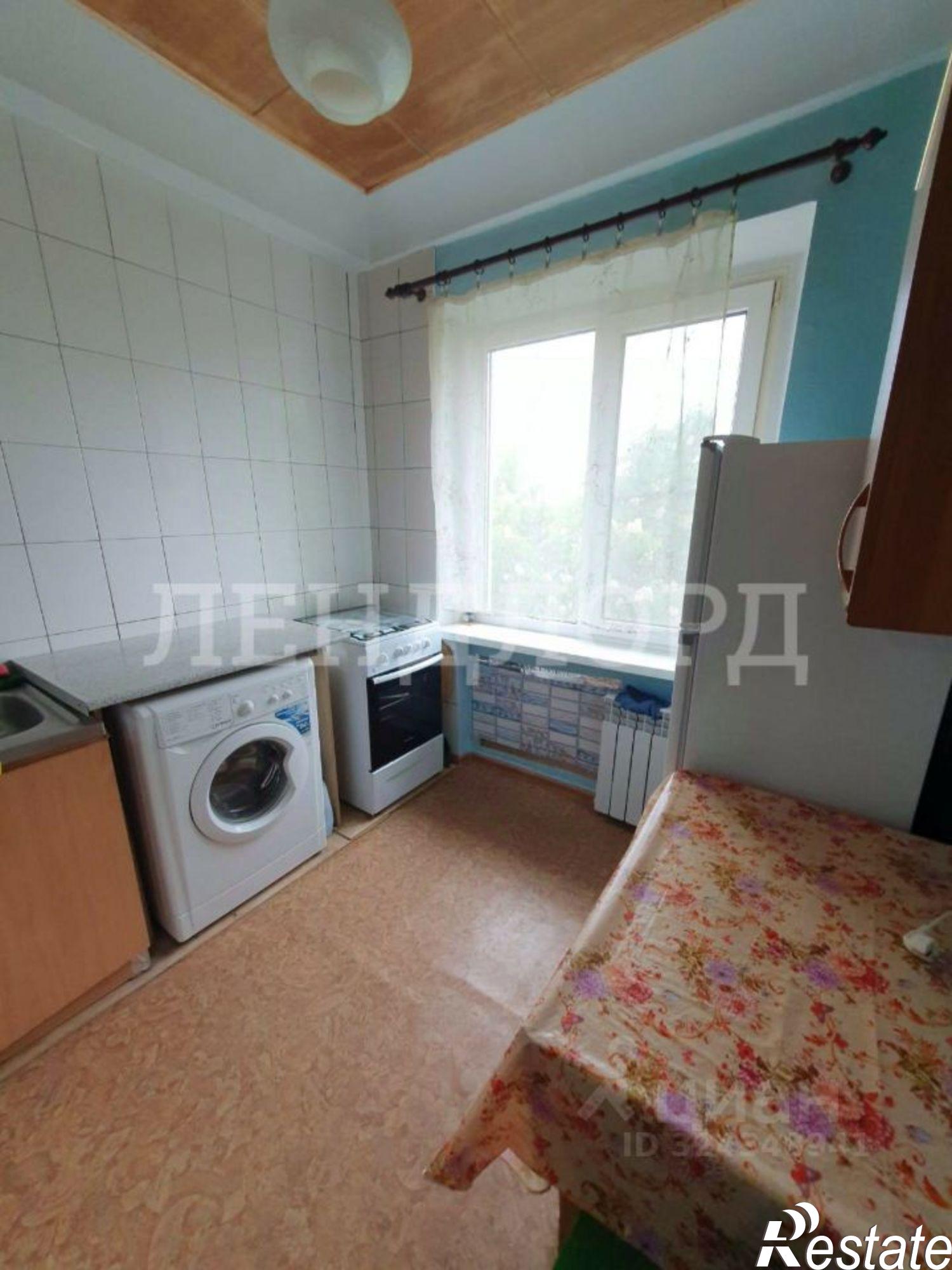 Сдать квартиру за 20 000 рублей на проспект Стачки, 215 к1