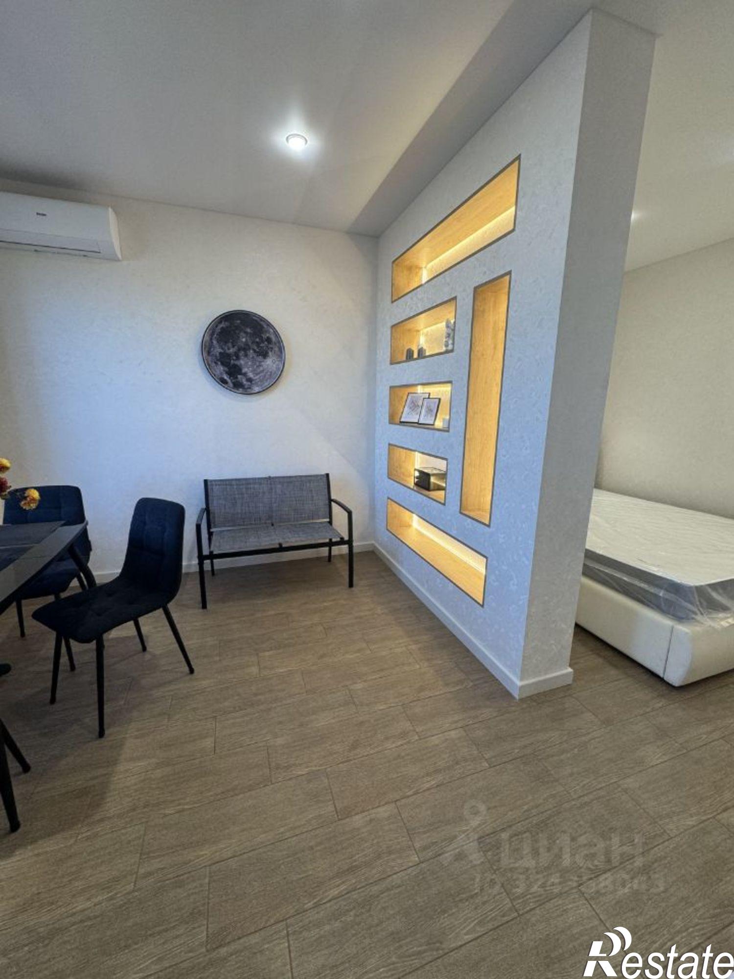 Сдать квартиру за 35 000 рублей на проспект 40-летия Победы, 111/1