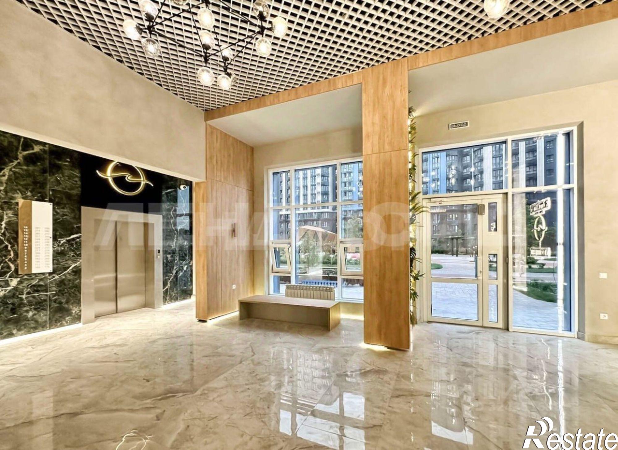 Купить квартиру за 12 000 000 рублей на Левобережная улица, 6/6 с1