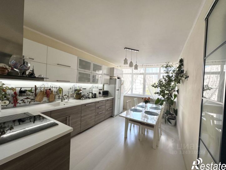 3-комн квартира проспект Королёва, 13А,  д. 13А