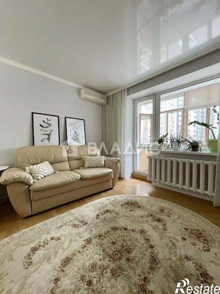 3-комн квартира улица Жмайлова, 17 к1,  д. 17 к1