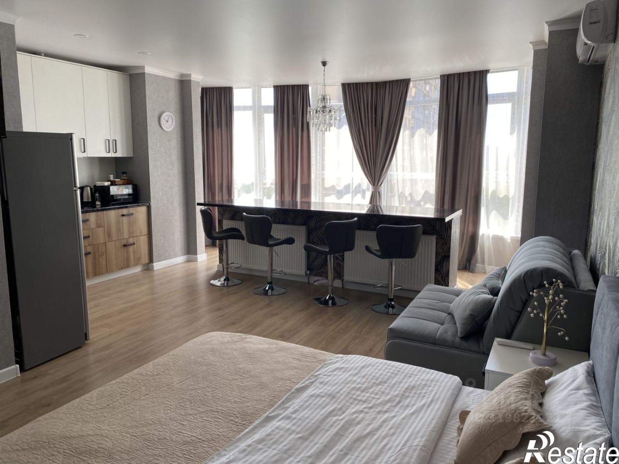 Сдать квартиру за 45 000 рублей на ул Ларина, 45 3