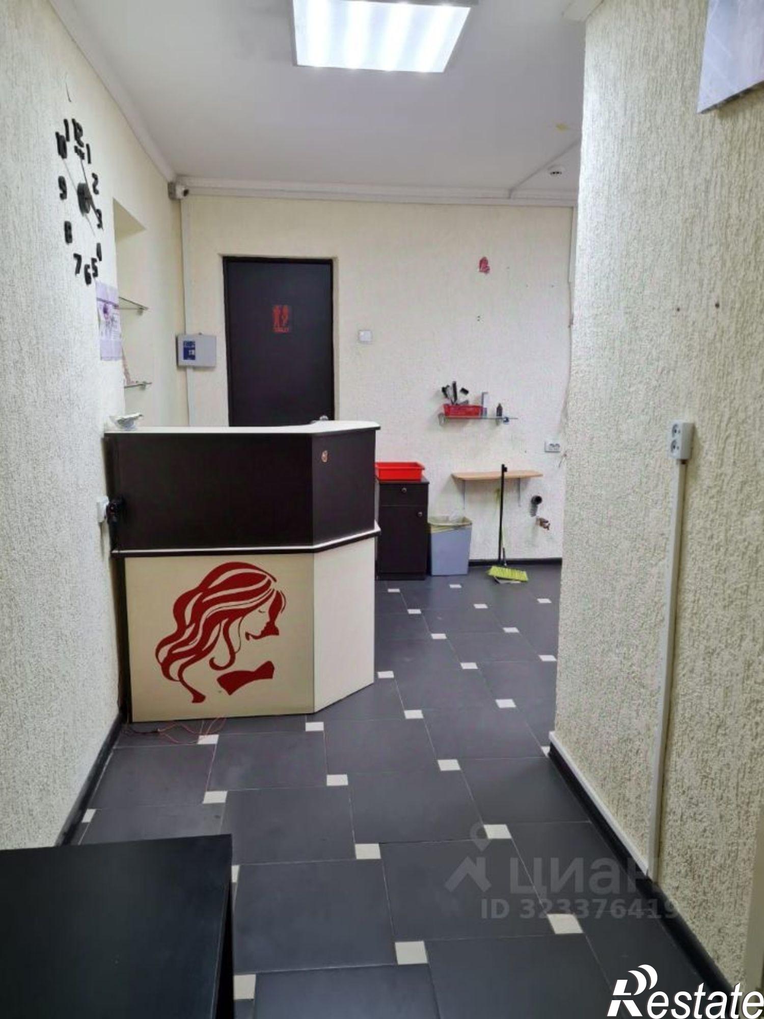 Купить помещение свободного назначения за 7 000 000 рублей на пр-кт 40-летия Победы, 37/5