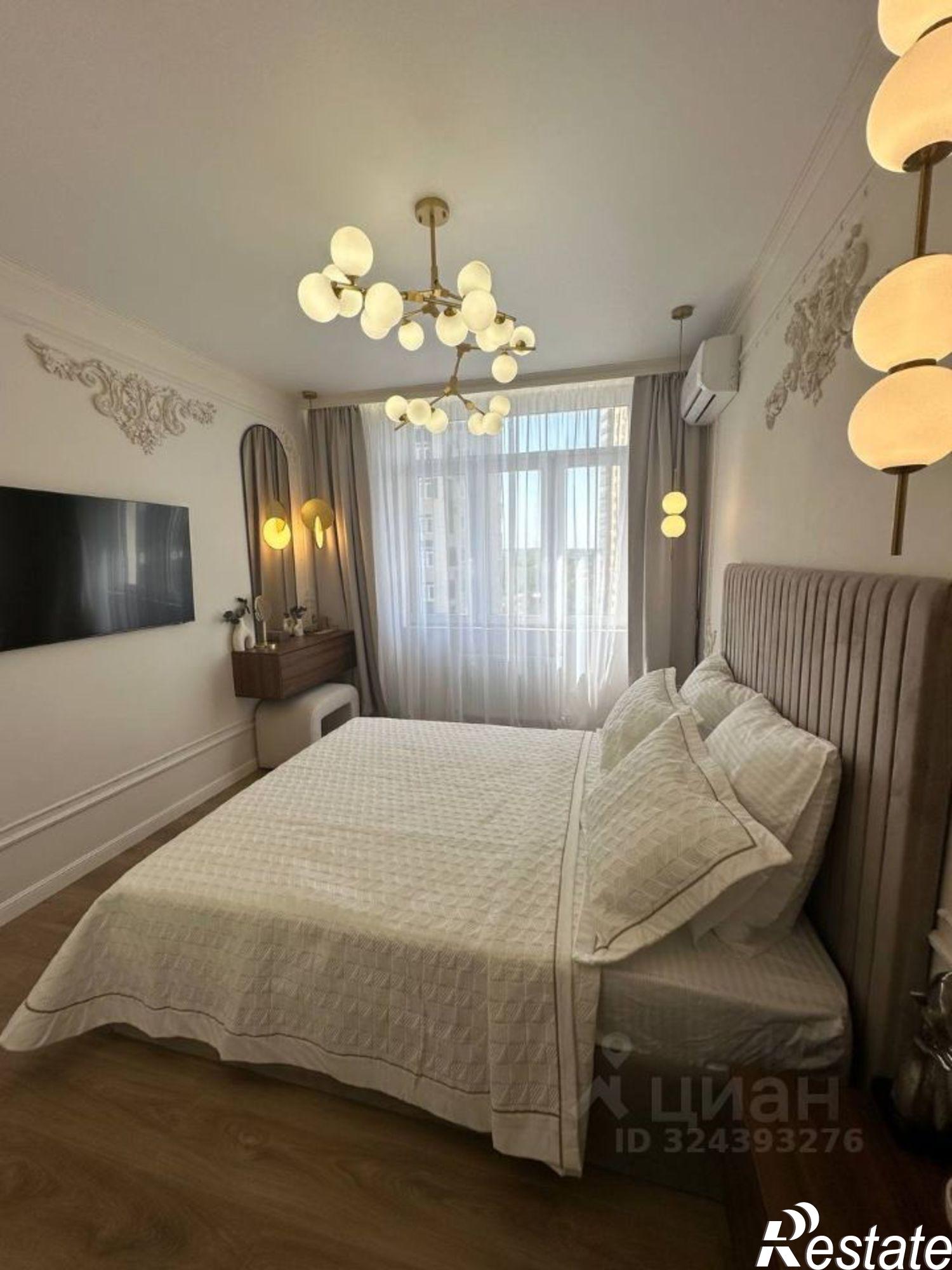 Сдать квартиру за 60 000 рублей на проспект Сиверса, 26