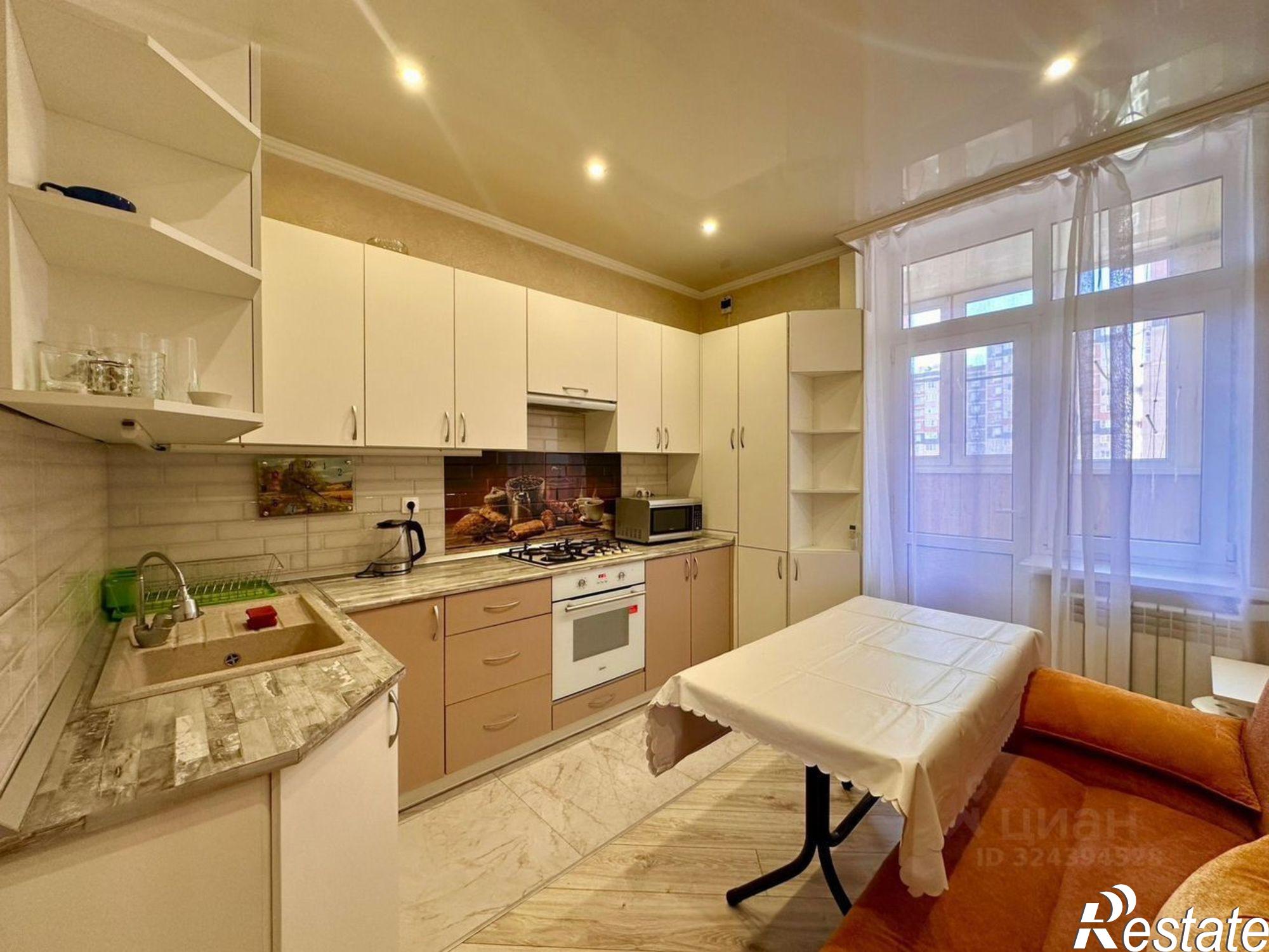 Сдать квартиру за 40 000 рублей на 45-я линия, 60/72