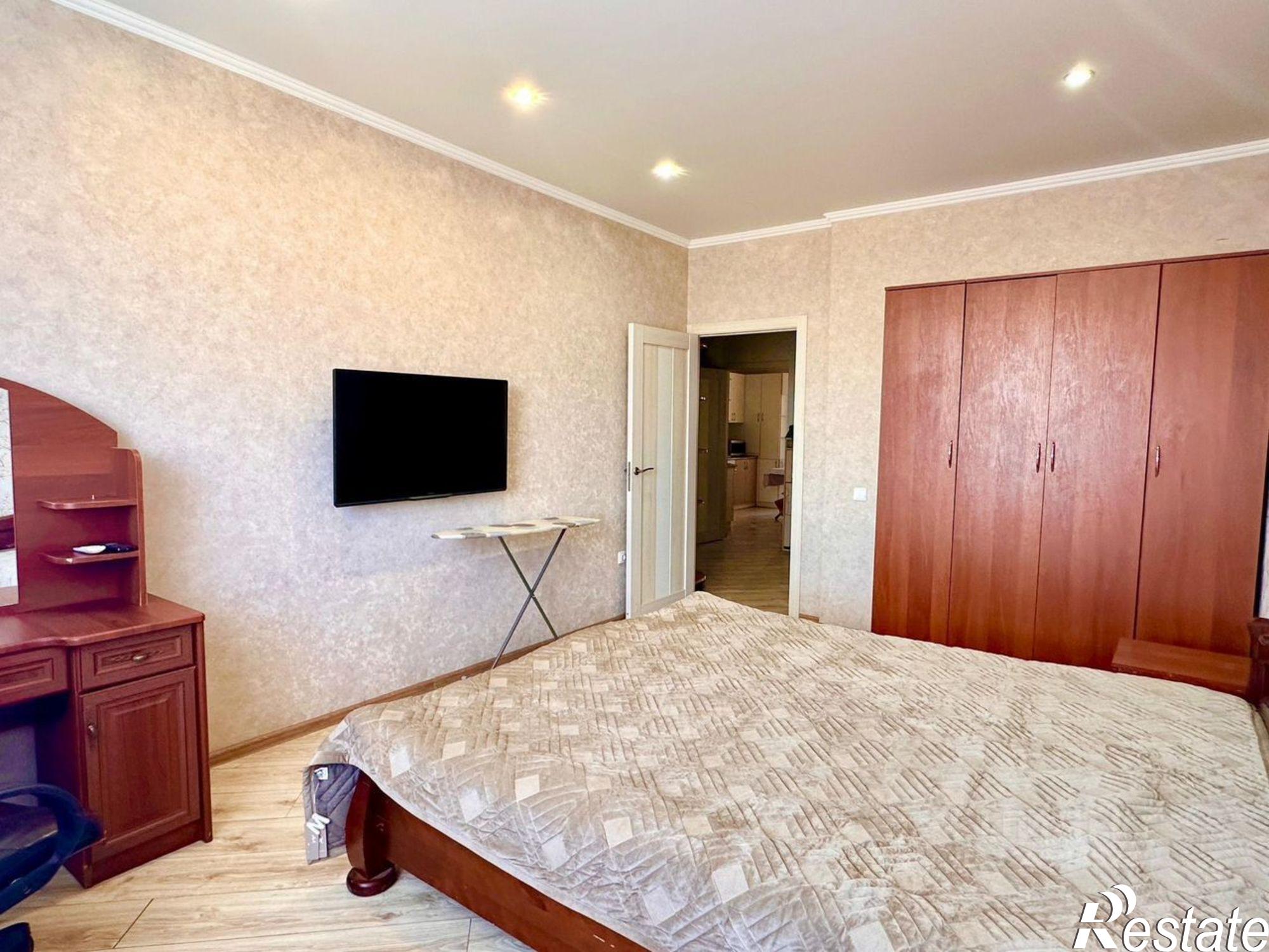 Сдать квартиру за 40 000 рублей на 45-я линия, 60/72