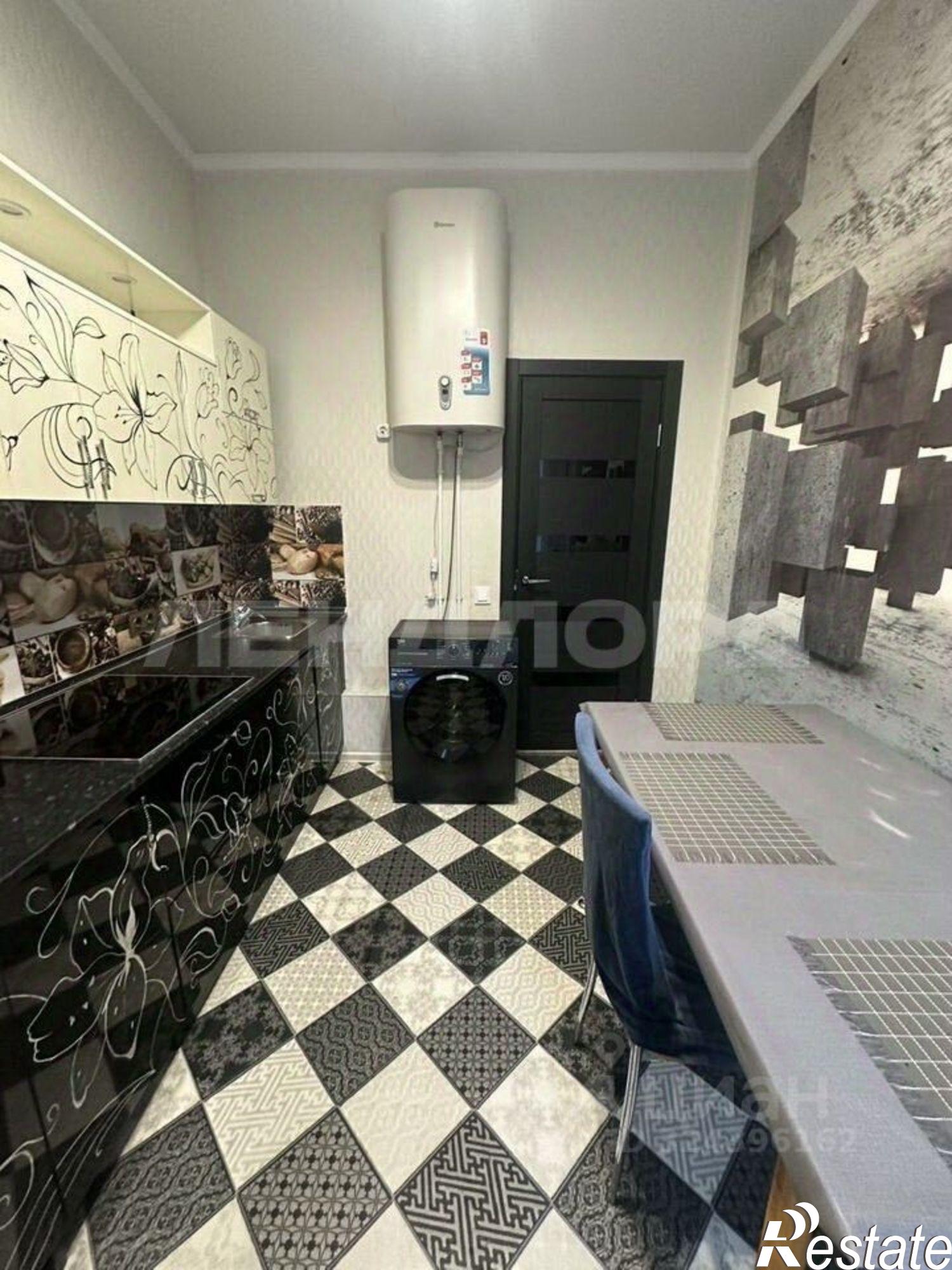 Купить квартиру за 8 350 000 рублей на Большая Садовая улица, 8