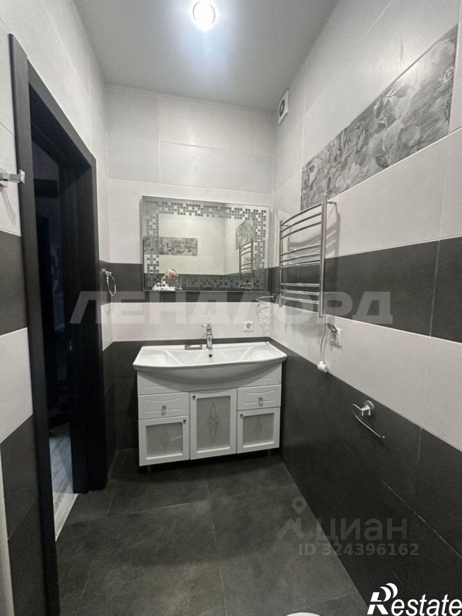 Купить квартиру за 8 350 000 рублей на Большая Садовая улица, 8