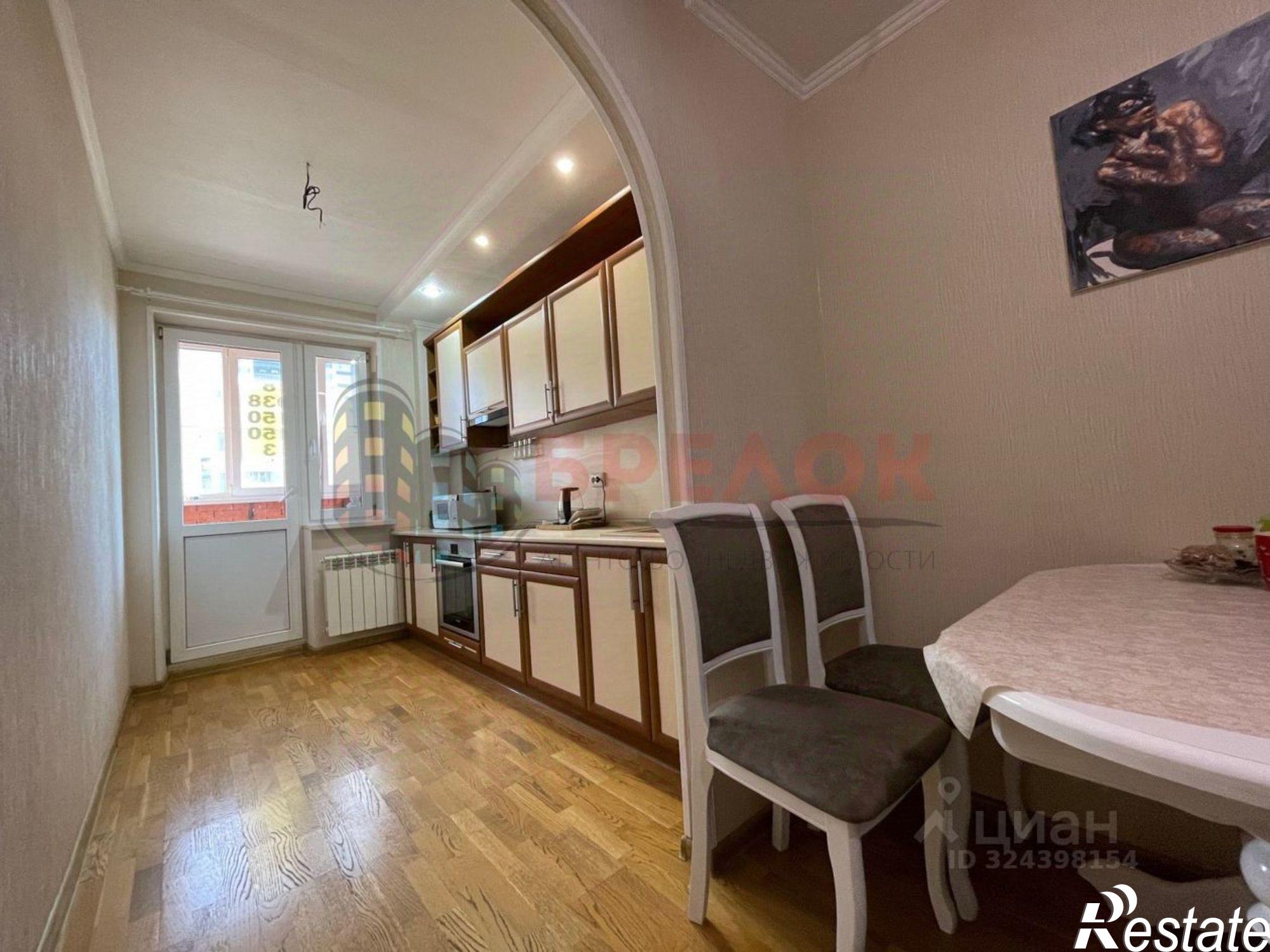 Купить квартиру за 5 050 000 рублей на ул Жмайлова, 4 2