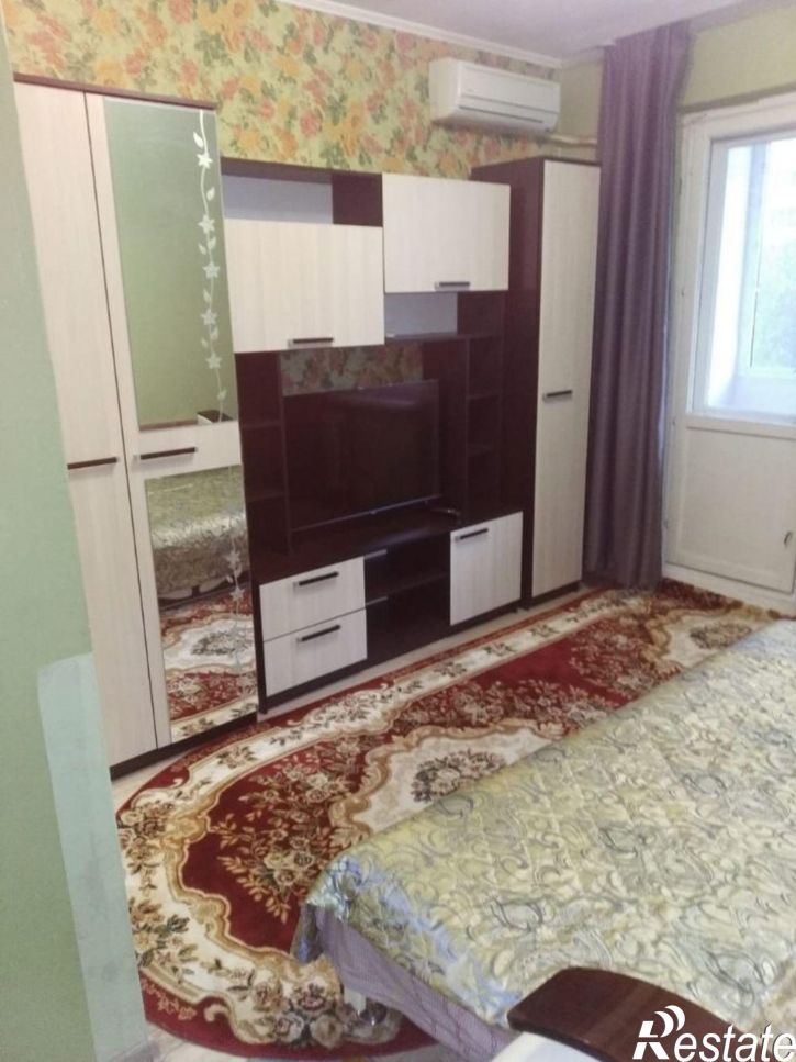 1-комн квартира улица Думенко, 15Б,  д. 15Б