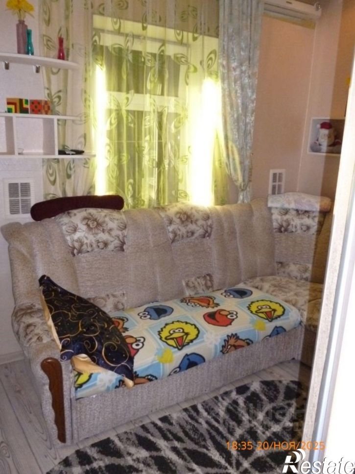 Комната Нефтегорская улица, 15,  д. 15