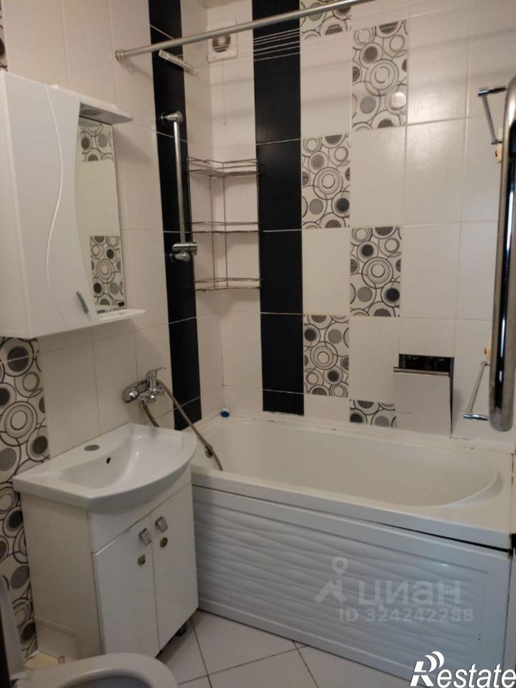 1-комн квартира Извилистая улица, 19,  д. 19