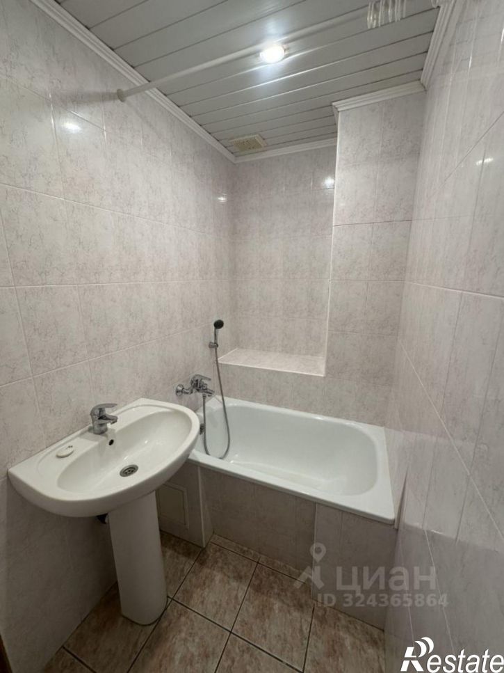 2-комн квартира ул Передовая, 1-5,  д. 1-5