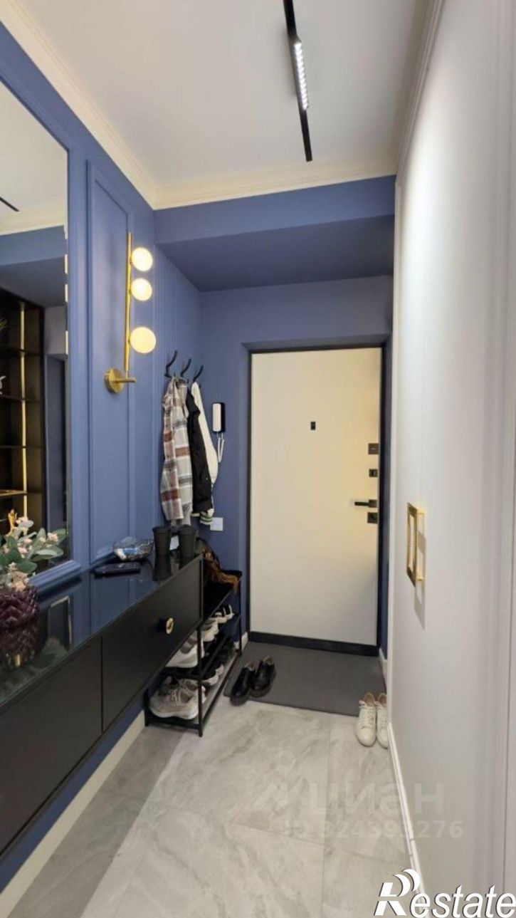 3-комн квартира проспект Сиверса, 26,  д. 26