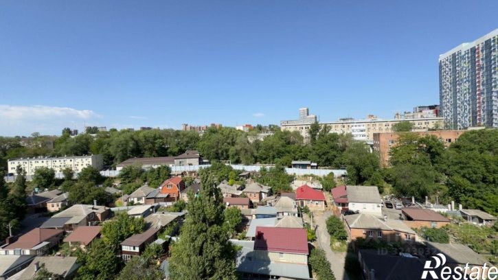 3-комн квартира проспект Сиверса, 26,  д. 26