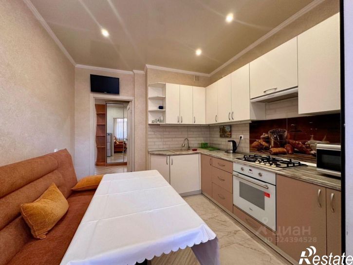 2-комн квартира 45-я линия, 60/72,  д. 60/72