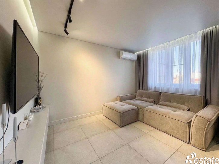 3-комн квартира ул Варфоломеева, 157,  д. 157