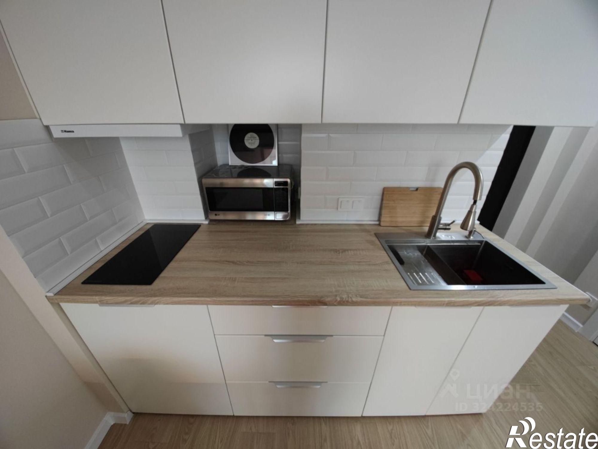 Сдать квартиру за 25 000 рублей на бульвар Комарова, 30/2