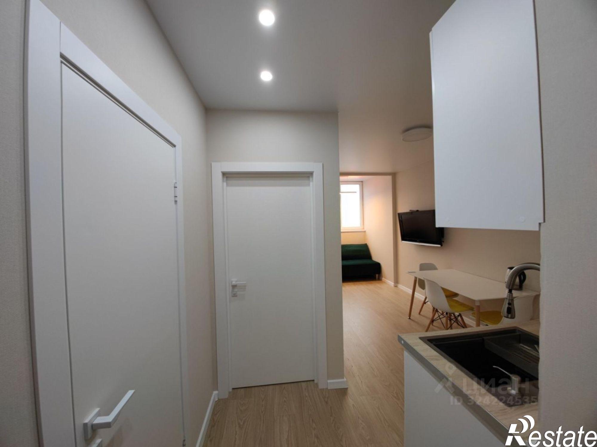 Сдать квартиру за 25 000 рублей на бульвар Комарова, 30/2